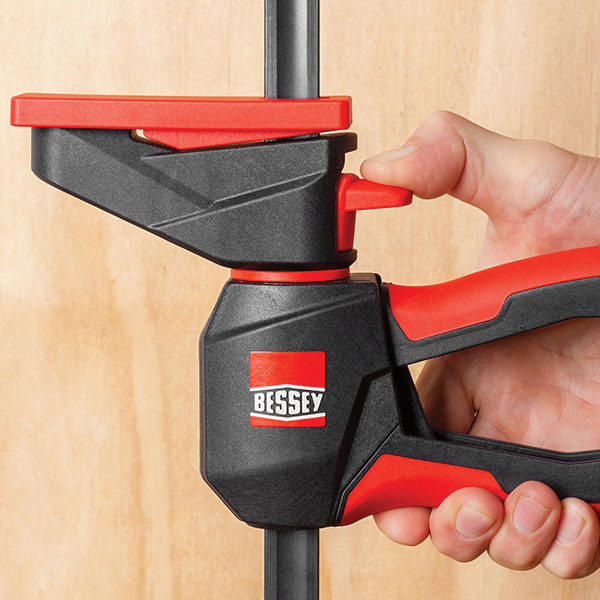 Classic Trigger Clamp, Bessey, 300 lb, 24 in Max Opening Size, 3-1/8 in D Throat, Resin Body - 3
