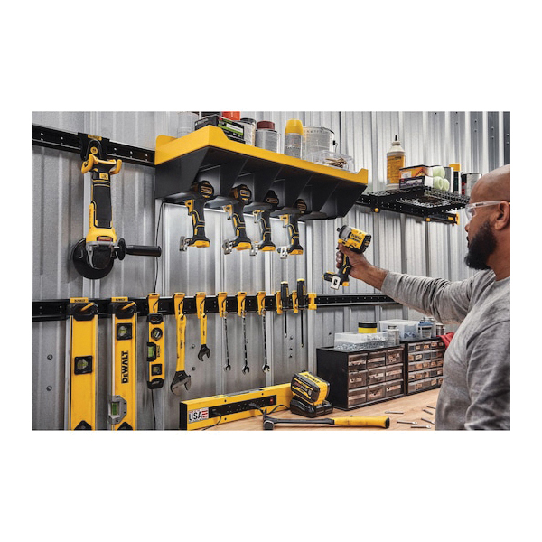 Magnetic Strip Light, Dewalt, LED Lamp, 300 Lumens - 4