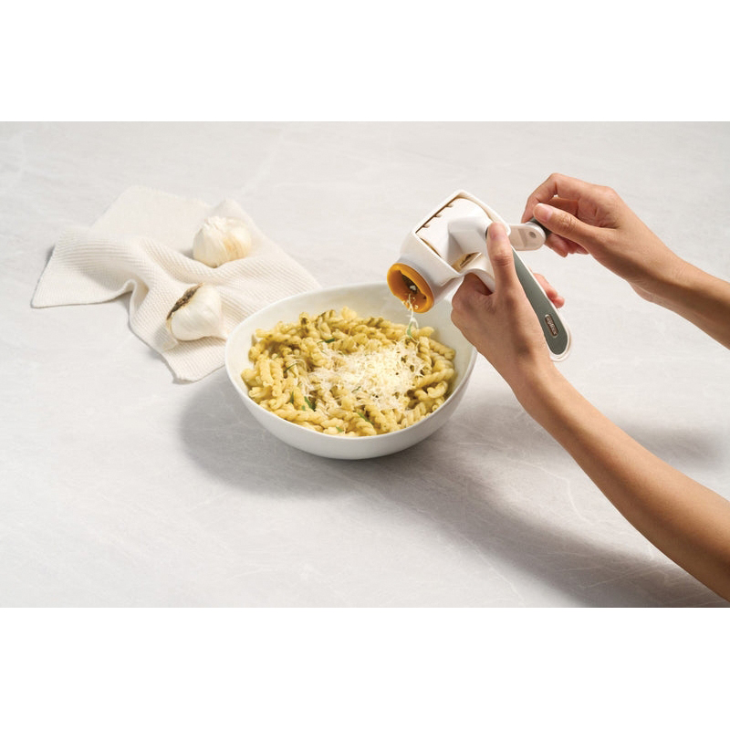 Zyliss Cheese Grater - Thumbnail 3