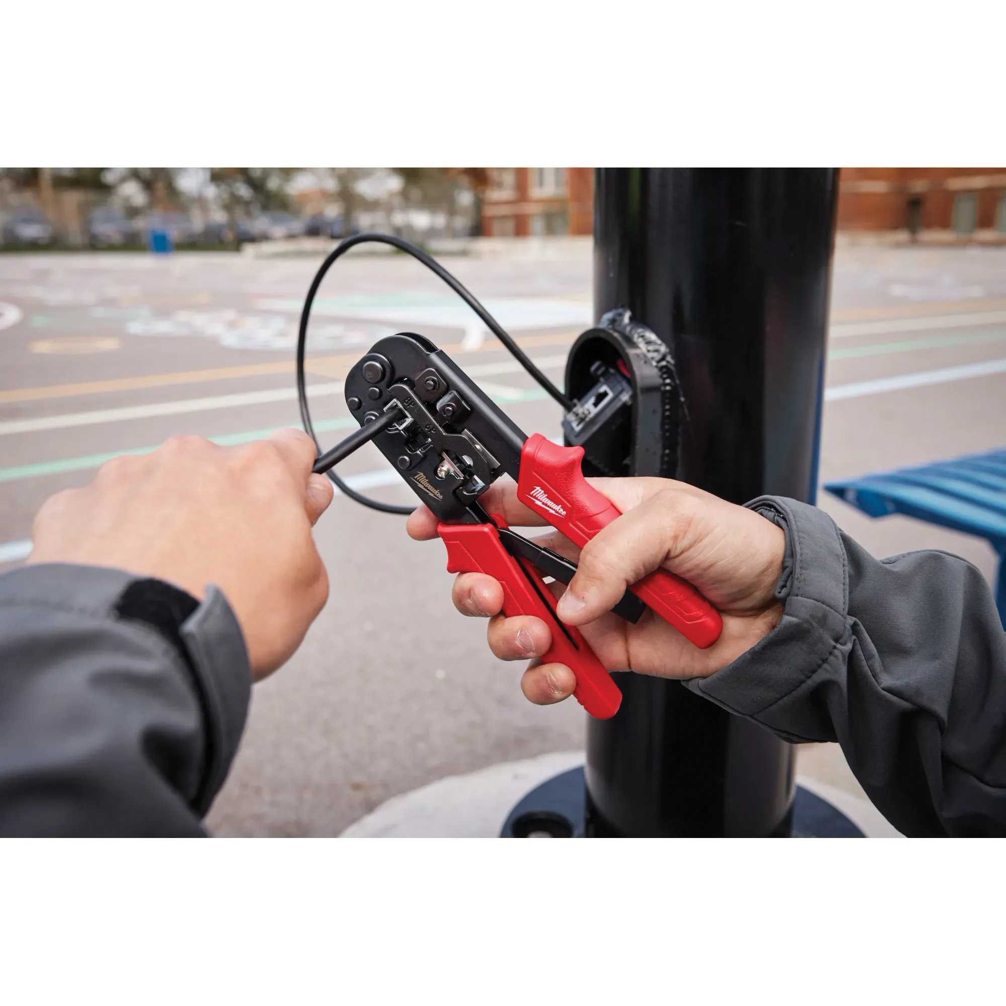 Milwaukee 48-22-3076 Ratcheting Modular Crimper and Stripper, 3.35 in OAL, Comfort, Ergonomic Handle - 4