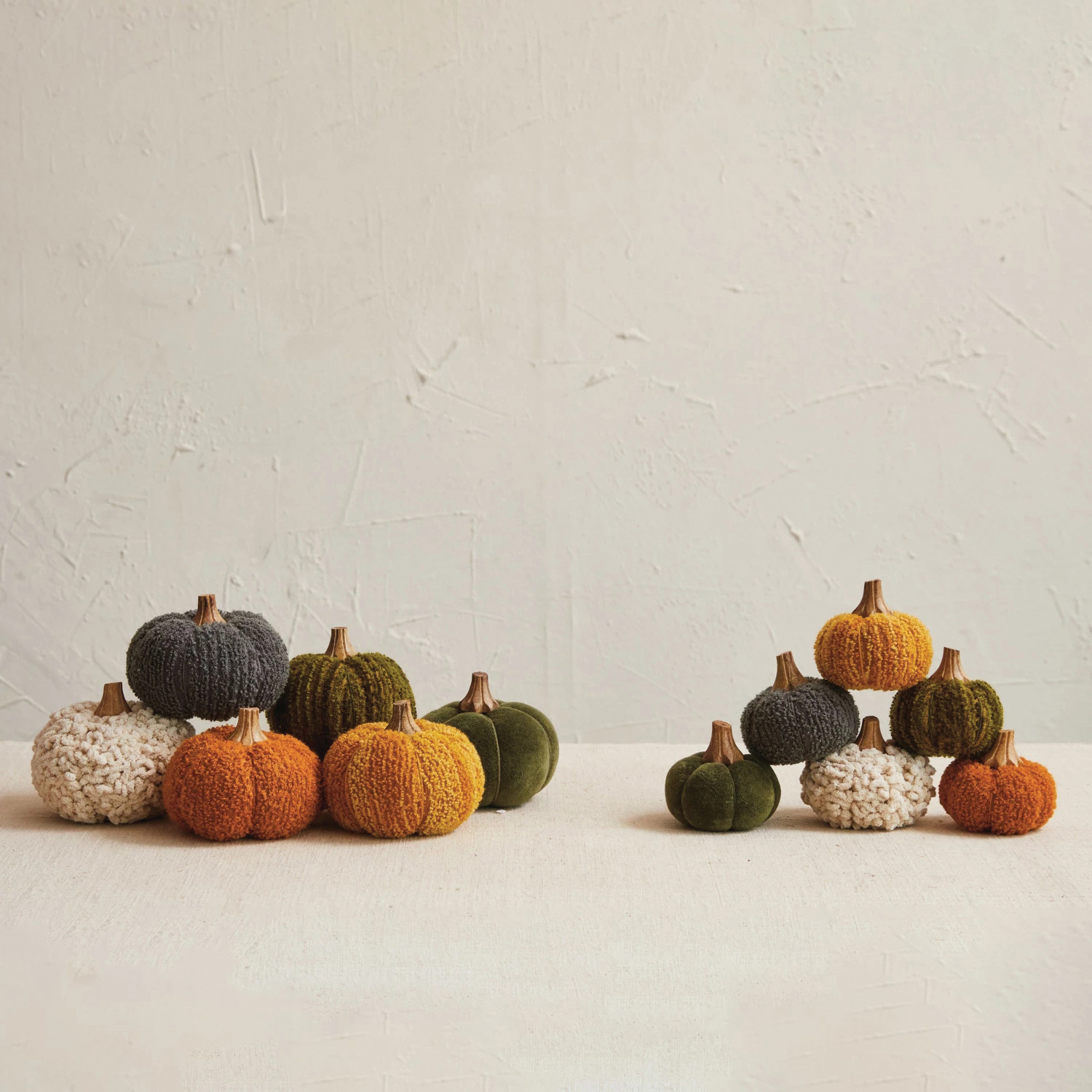 Creative Co-Op Pumpkin & Spice Series CF3785 Round Pumpkin with Stem Halloween Decor, 3 in H, Polyester/Wood - 2
