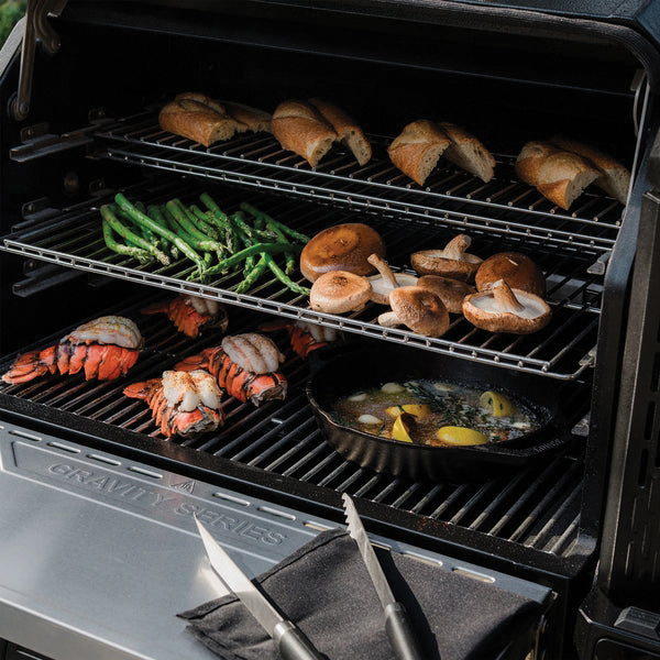 Charcoal Grill and Smoker, Masterbuilt, Gravity, 460 sq-in Primary Cooking Surface, Black - 5
