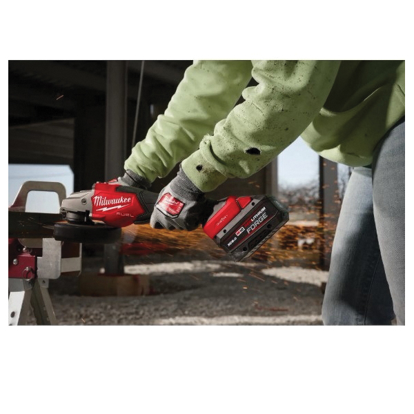 Milwaukee FORGE 48-59-1881SC Starter Kit, 18 V, 8 Ah, 83 min Charge, 1-Battery, Battery Included: Yes - 4