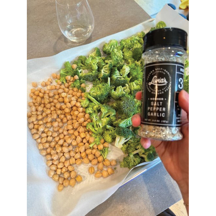 GPS Seasoning, Livia's, Garlic, Pepper, Salt, 6.6 oz Jar - 3