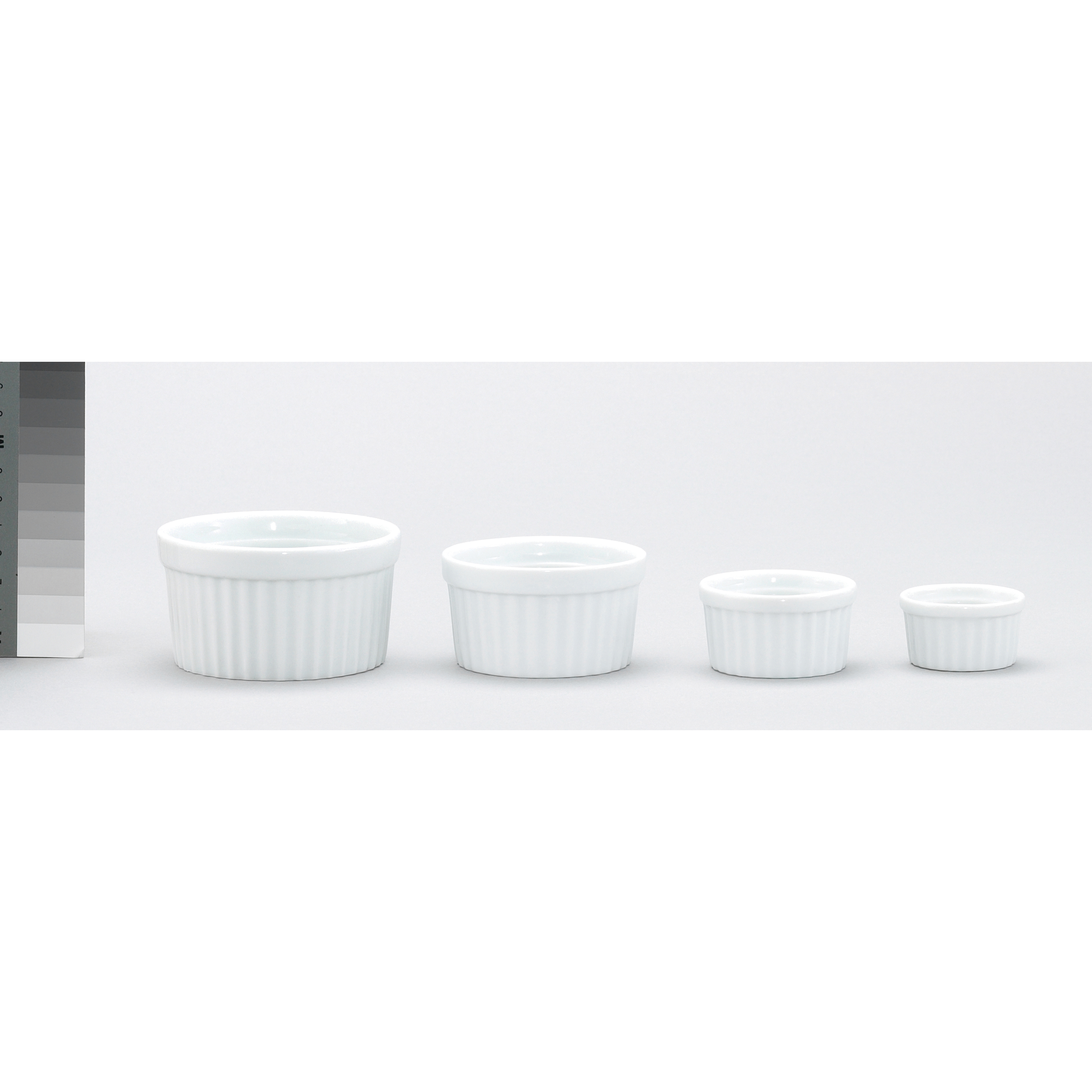 HIC 98004 Souffle Ramekin, 4 oz Capacity, Porcelain, White