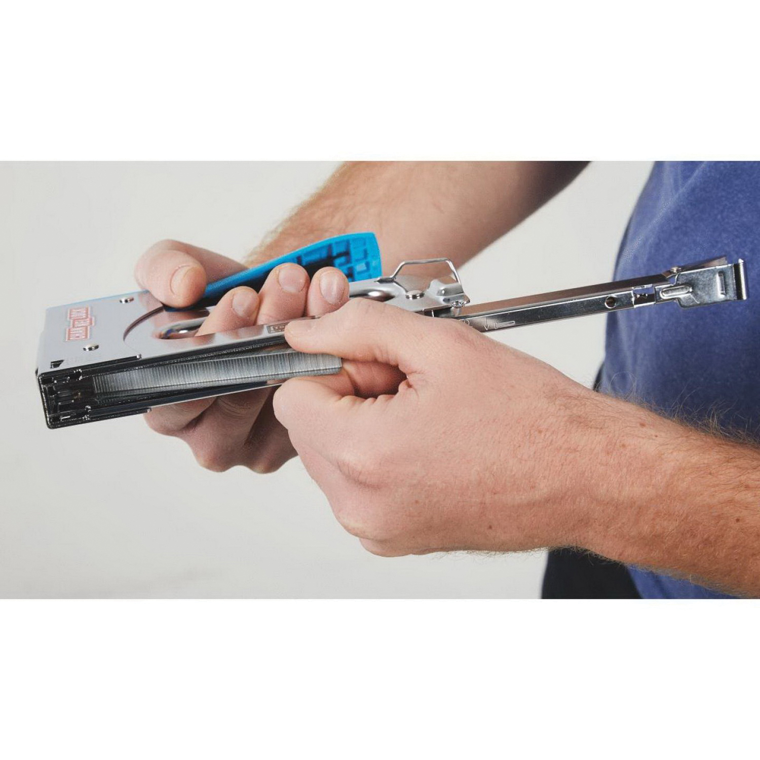 Channellock 381829 Staple Gun, Heavy-Duty Staple, 1/4 to 9/16 in W Crown