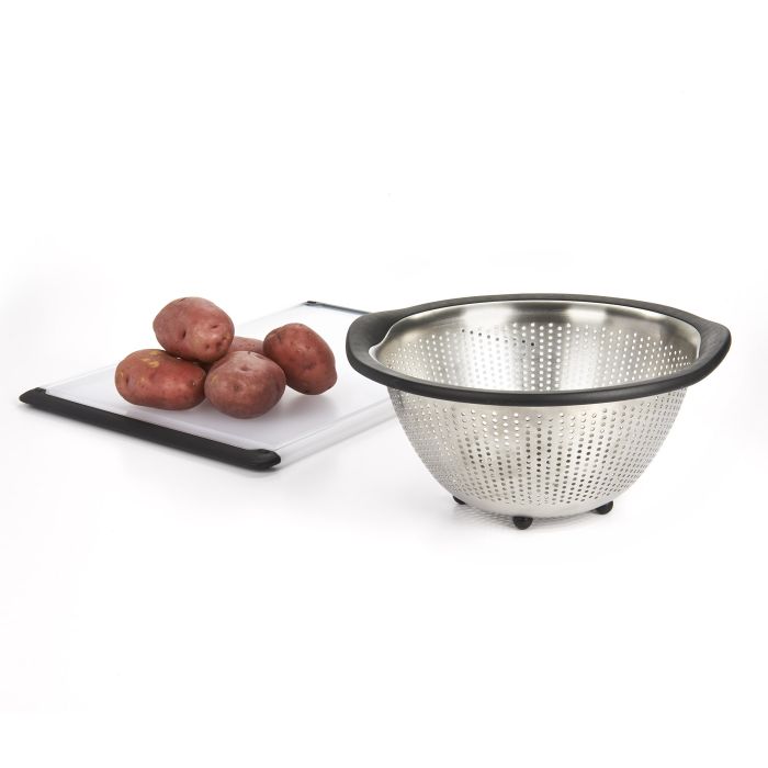 Good Grips 1134700 Colander, 5 qt Capacity, Stainless Steel - 4