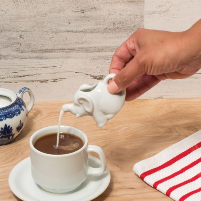 HIC NT-1096 Creamer Dispenser, 2 oz Capacity, Elephant, Porcelain, White