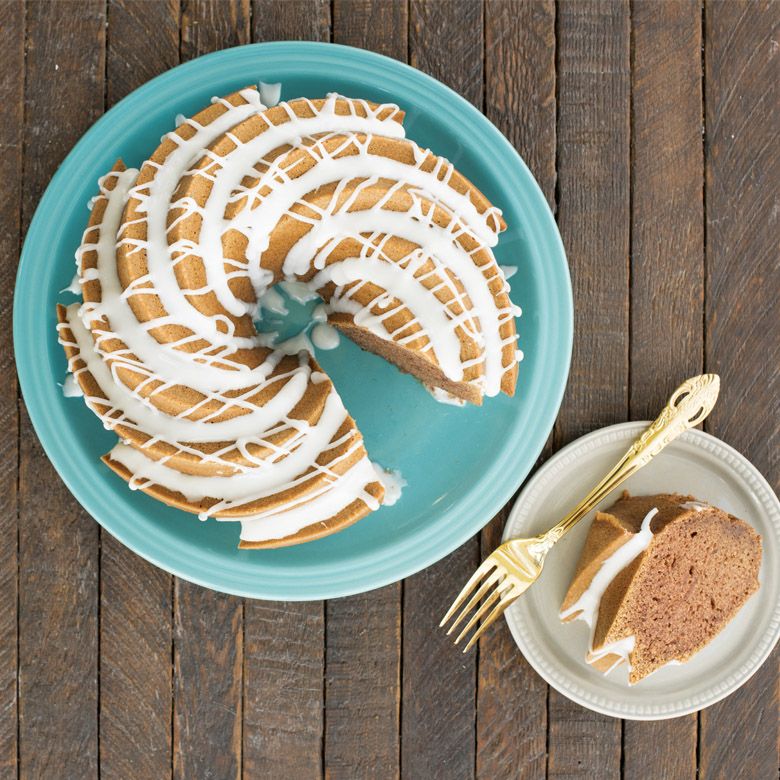 Nordic Ware Heritage Bundt Series 80677 Cake Pan, 10 Cup, Aluminum, Non-Stick: Yes