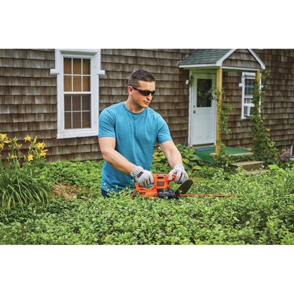 Black+Decker BEHT100 Electric Hedge Trimmer, 3 A, 120 V, 5/8 in Cutting Capacity, 16 in Blade, T-Shaped Handle - 5