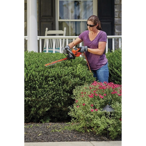 Black+Decker BEHT200 Electric Hedge Trimmer, 3.5 A, 120 V, 5/8 in Cutting Capacity, 18 in Blade, Wrap-Around Handle - 5