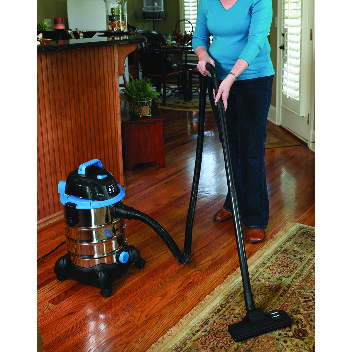 Vacmaster VQ607SFD Wet and Dry Vacuum Cleaner, 6 gal, Cartridge - 3