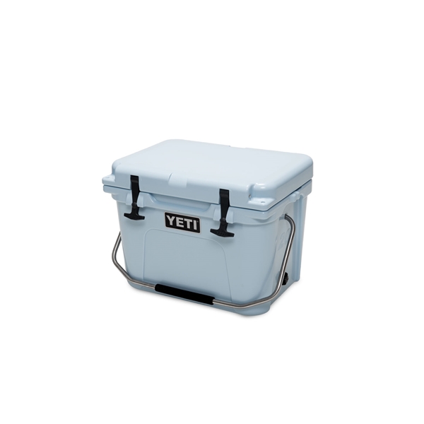 YETI Roadie 20 Series YR20B Ice Cooler, 19-1/8 in W, 13-5/8 in D, 14-1/4 in H, 20 lb Ice, 16 Cans Beer Capacity - 1