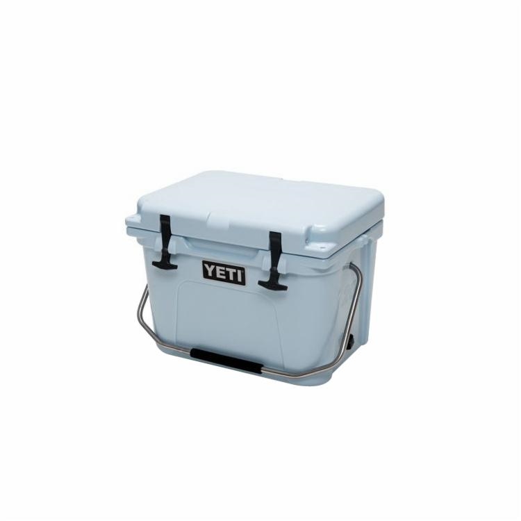 YETI Roadie 20 Series YR20B Ice Cooler, 19-1/8 in W, 13-5/8 in D, 14-1/4 in H, 20 lb Ice, 16 Cans Beer Capacity - 5