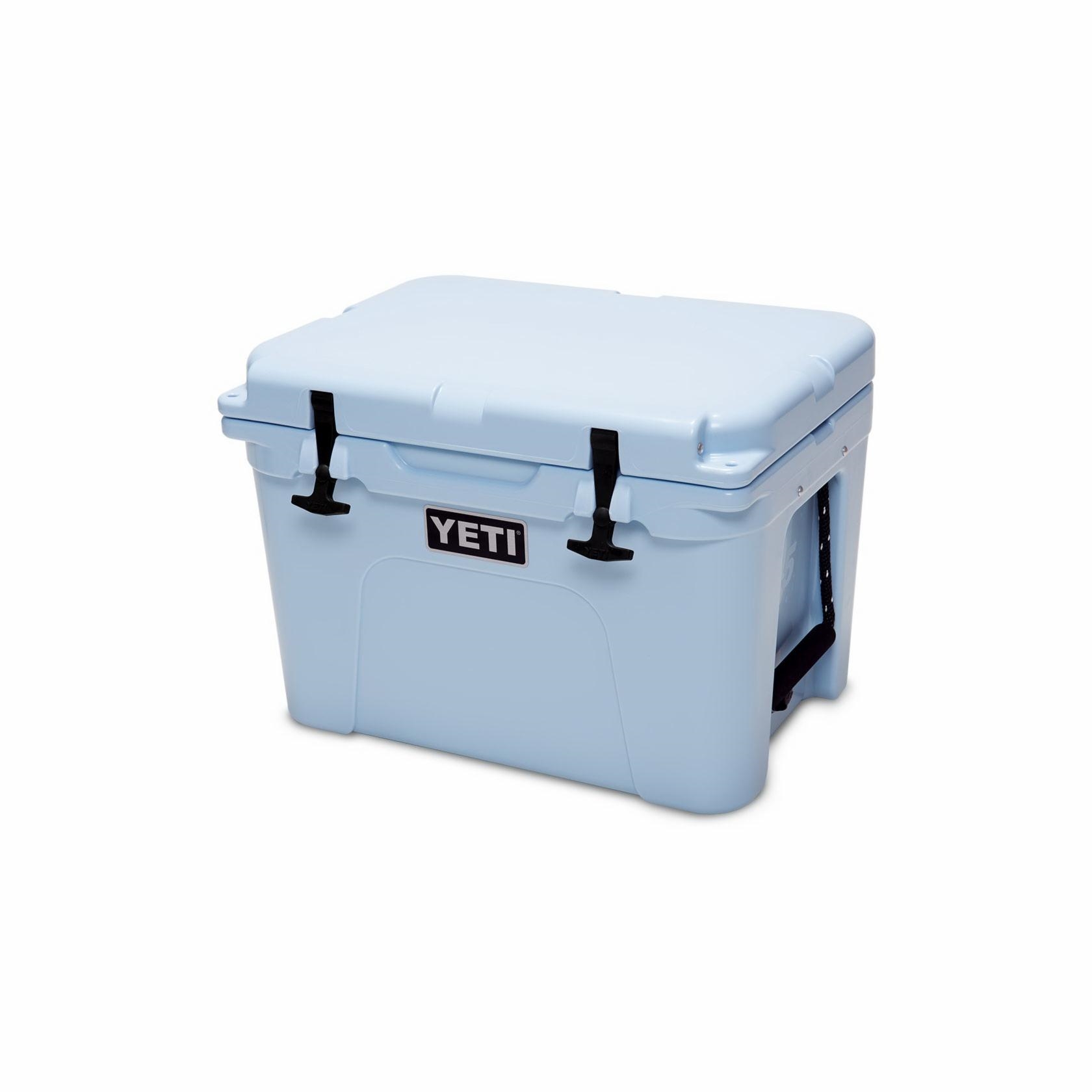 YETI Tundra YT35B Ice Cooler, 21-3/8 in W, 16-1/8 in D, 15-3/4 in H, 26 lb Ice, 21 Cans Beer Capacity, Polyethylene - 2