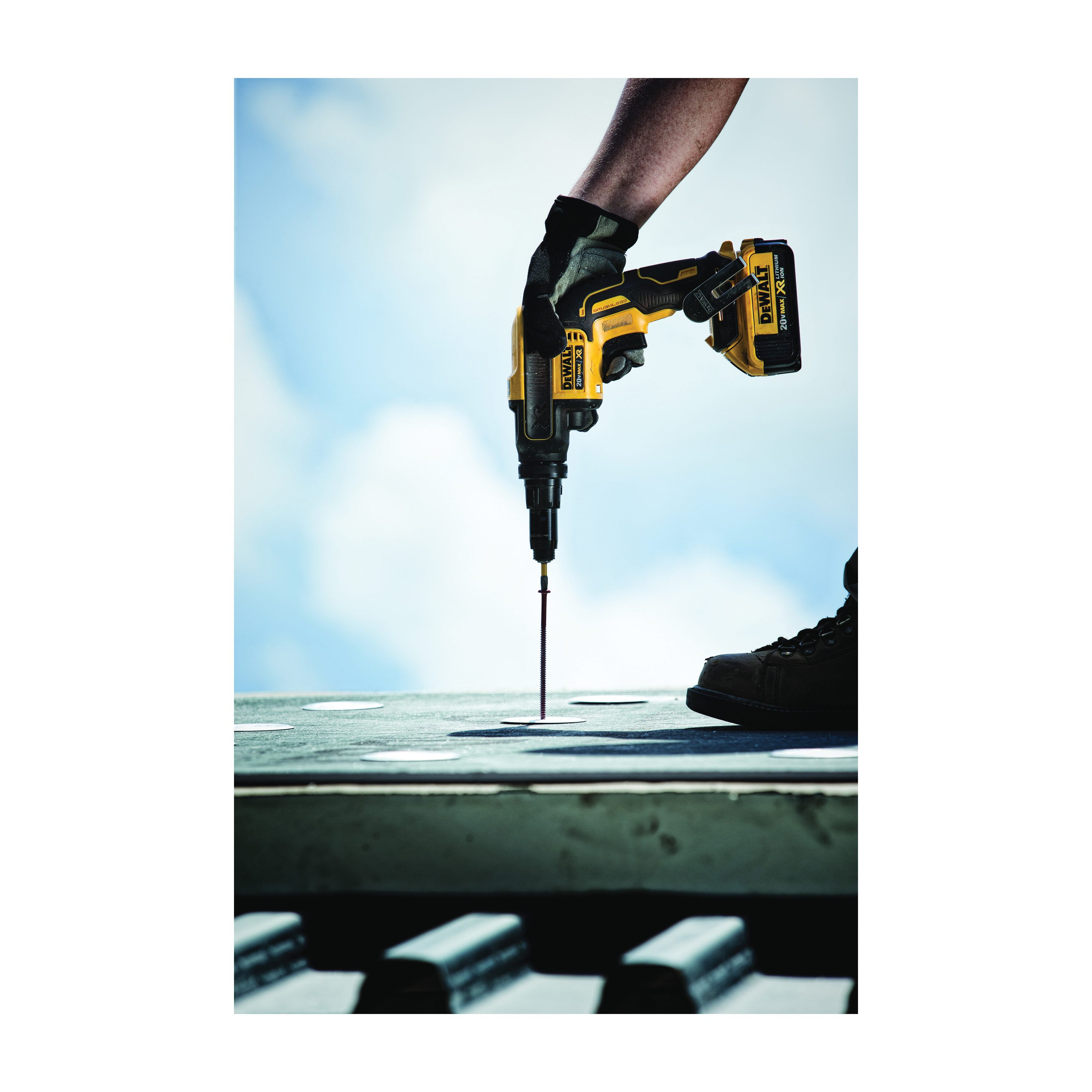 DeWALT&reg; DCF622B