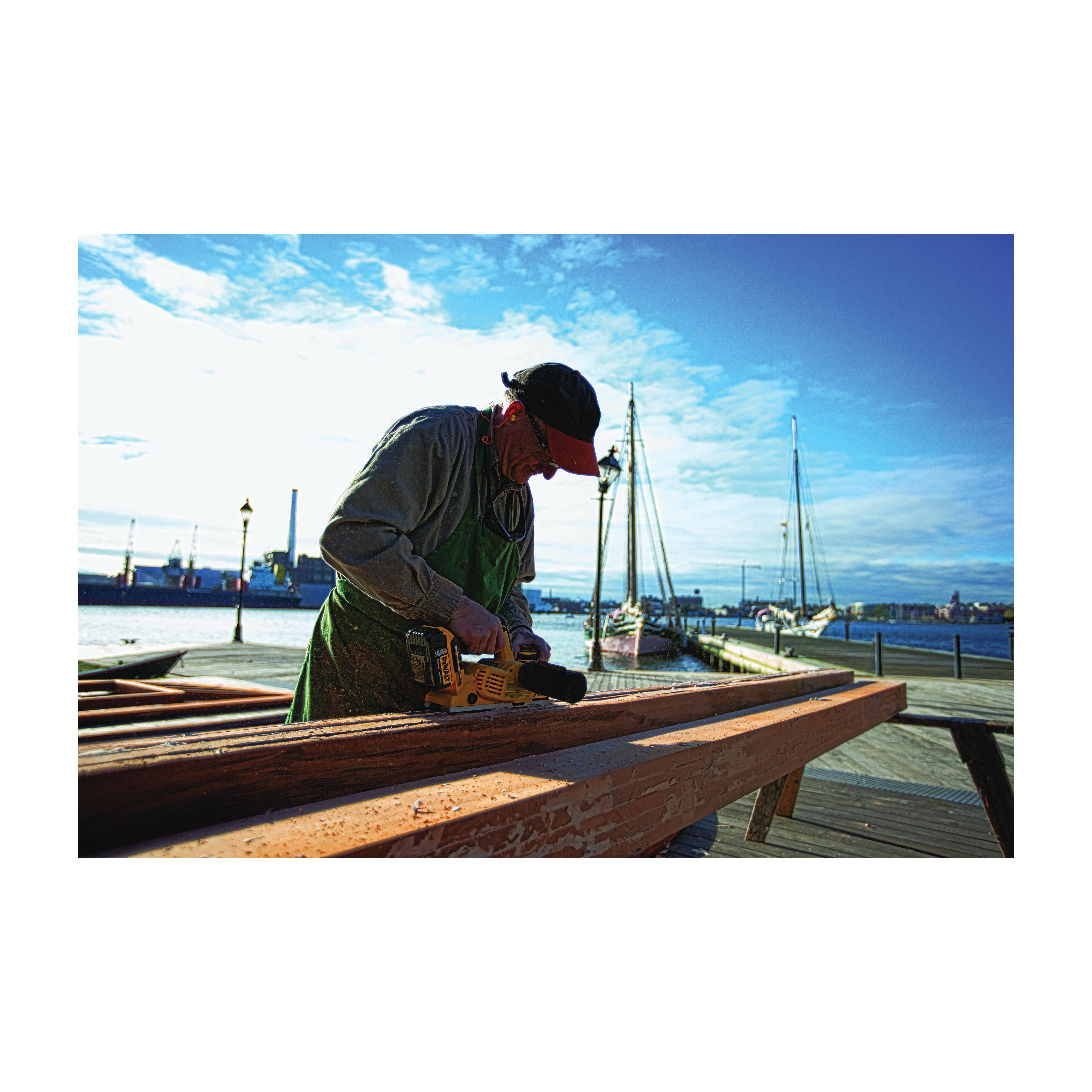 DeWALT® DCP580B