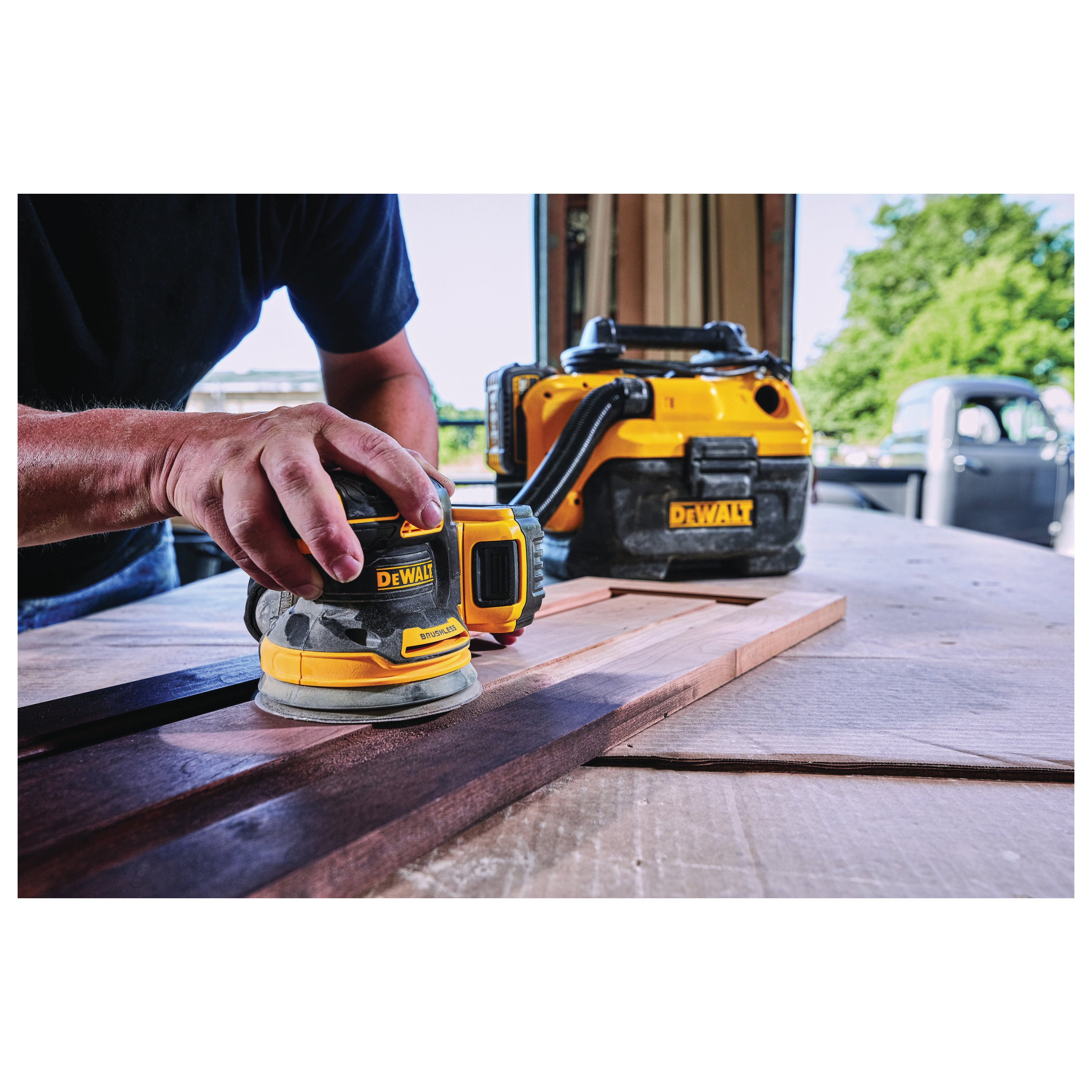 DeWALT® DCW210P1