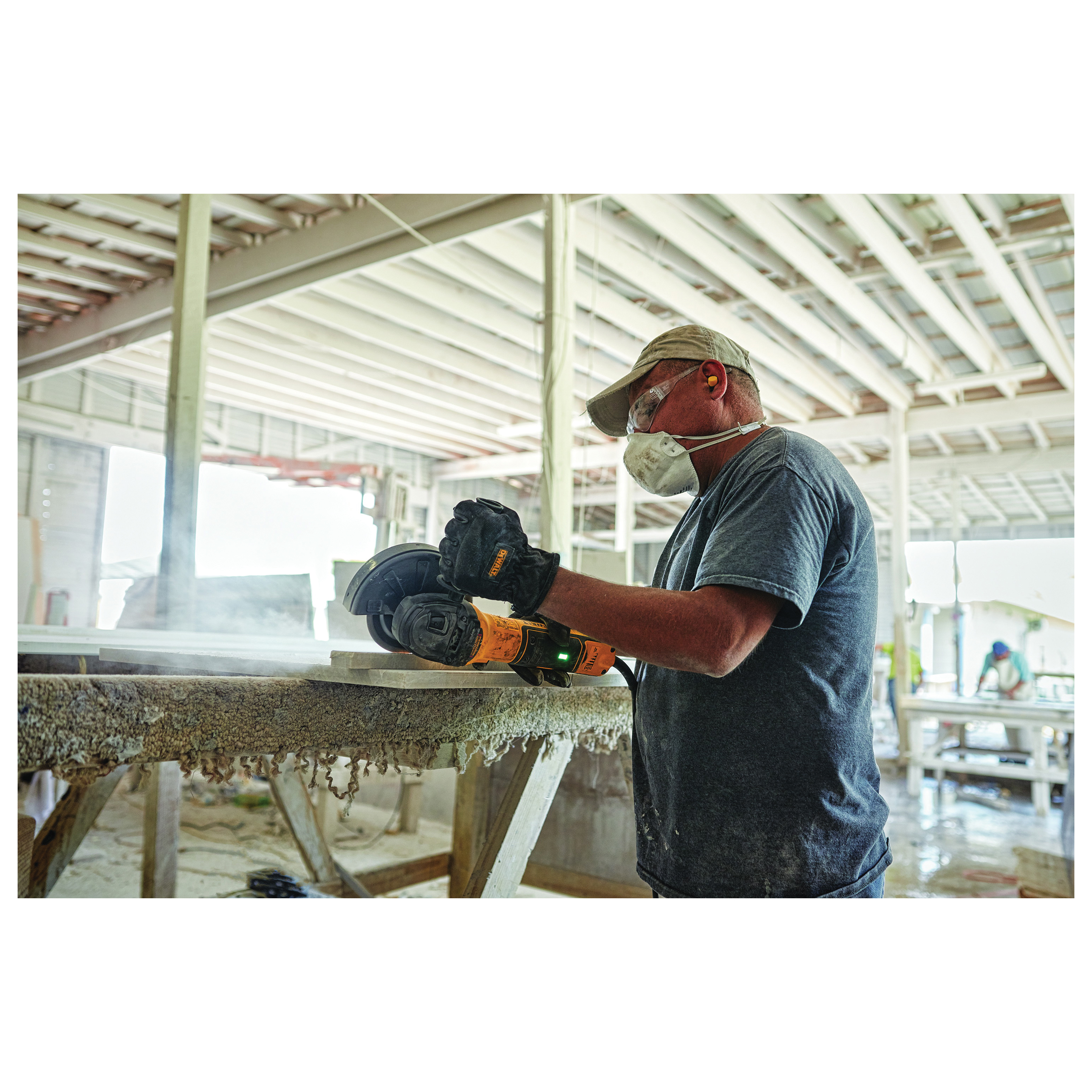 DeWALT&reg; DWE43231VS