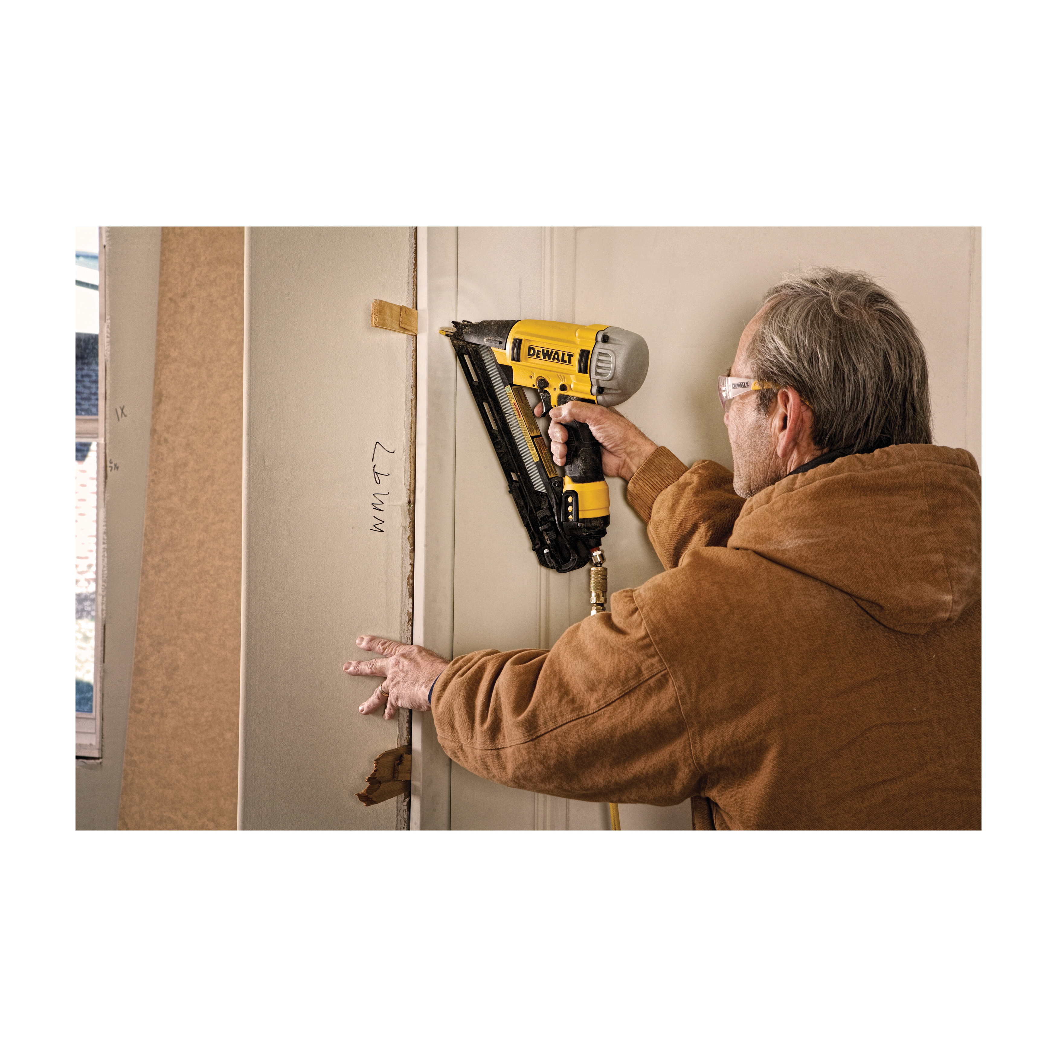 DeWALT® DWFP72155