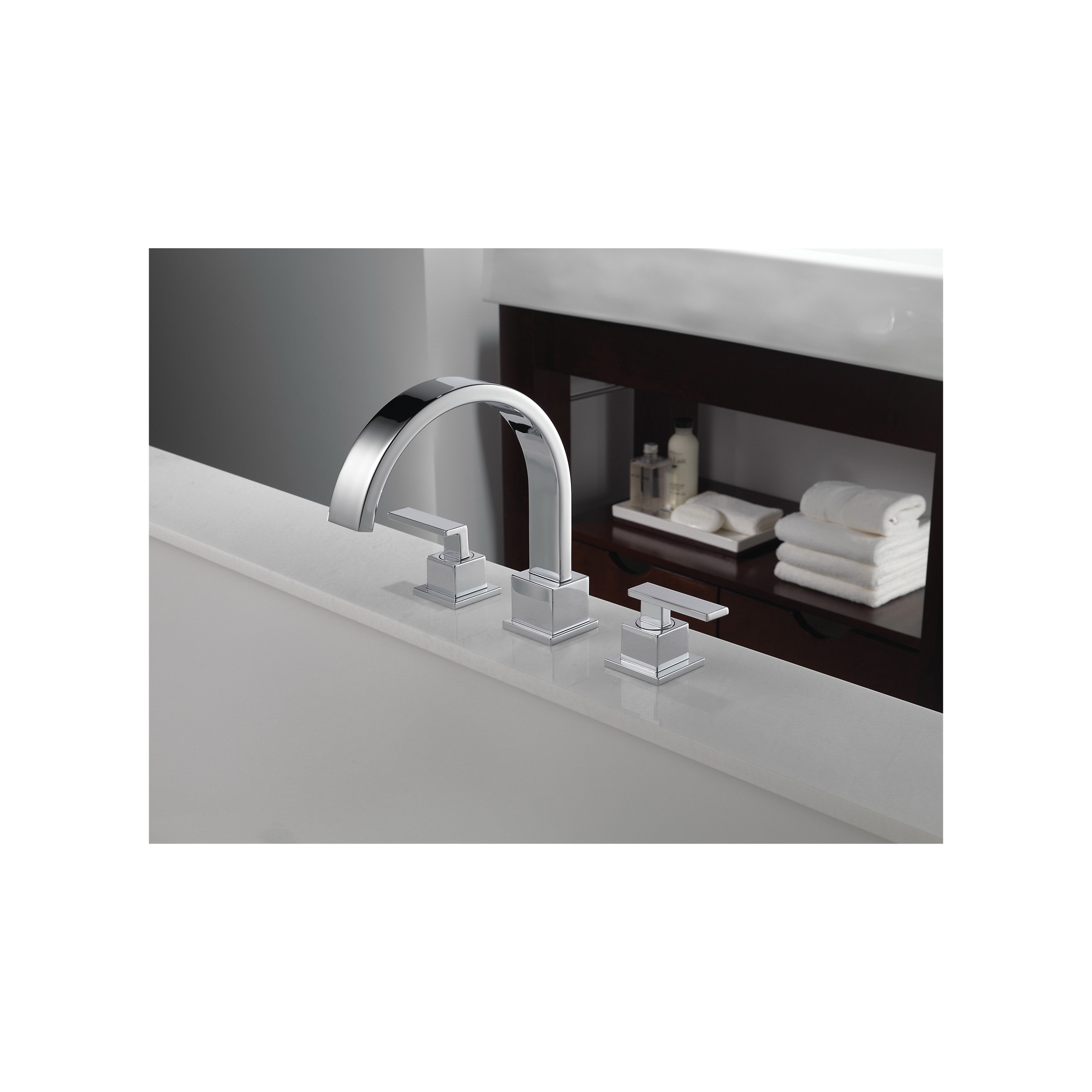 Delta® T2753-RB 44176