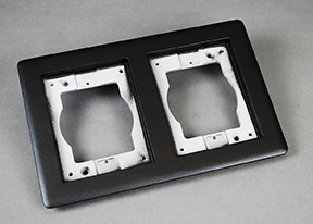 Wiremold® 827TCAL-BK