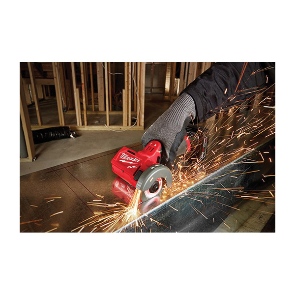 Milwaukee® 2522-21XC