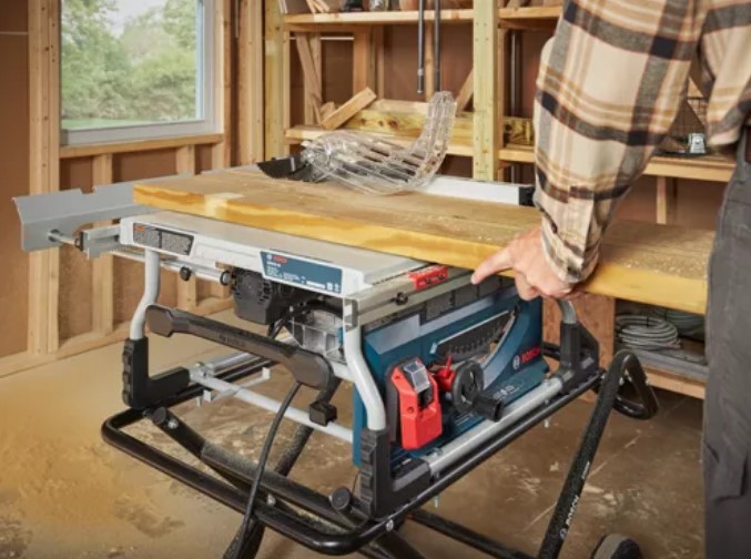 10 in Table Saw, Bosch, Gravity-Rise Wheeled Stand, 15-Amp - 3