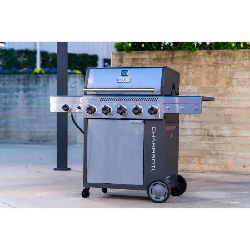Performance Gas Grill, Char-Broil, 5 Burners, Propane - 2