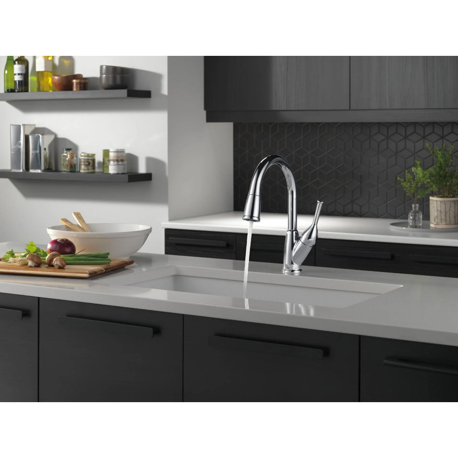 Kitchen Faucet, Delta, Classic, Chrome - 3