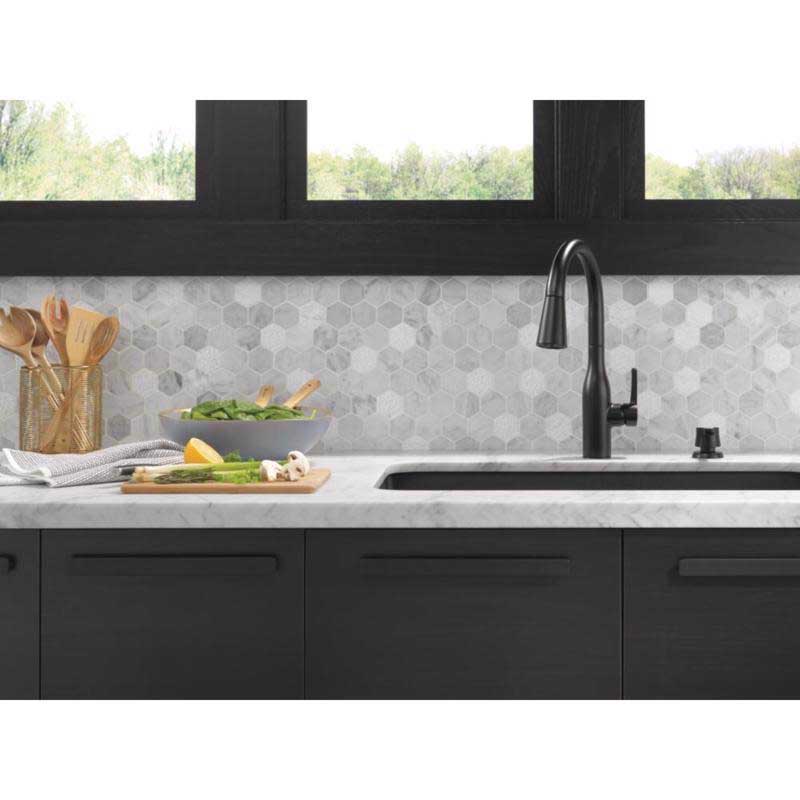 Kitchen Faucet, Delta, Marca, Pull-Down, Matte Black, Includes Soap Dispenser - 3