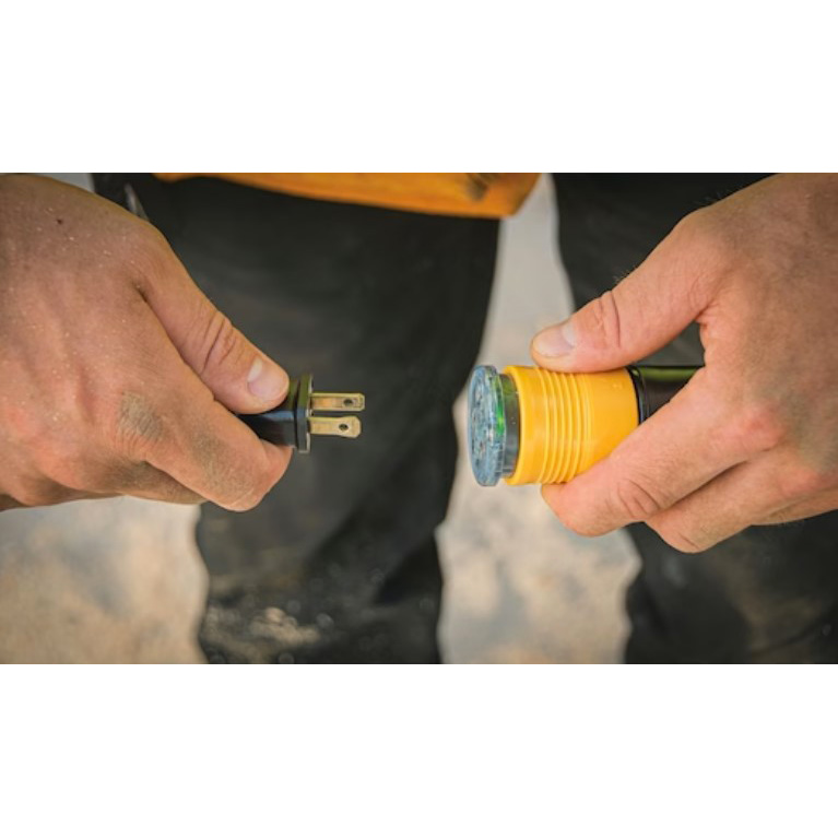 DEWALT DXEC14412050? Lighted Locking Cord, 12/3, 50 Ft L - 3
