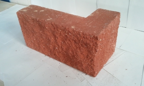 4" x 8" x 16" Splitface Corner Block Red