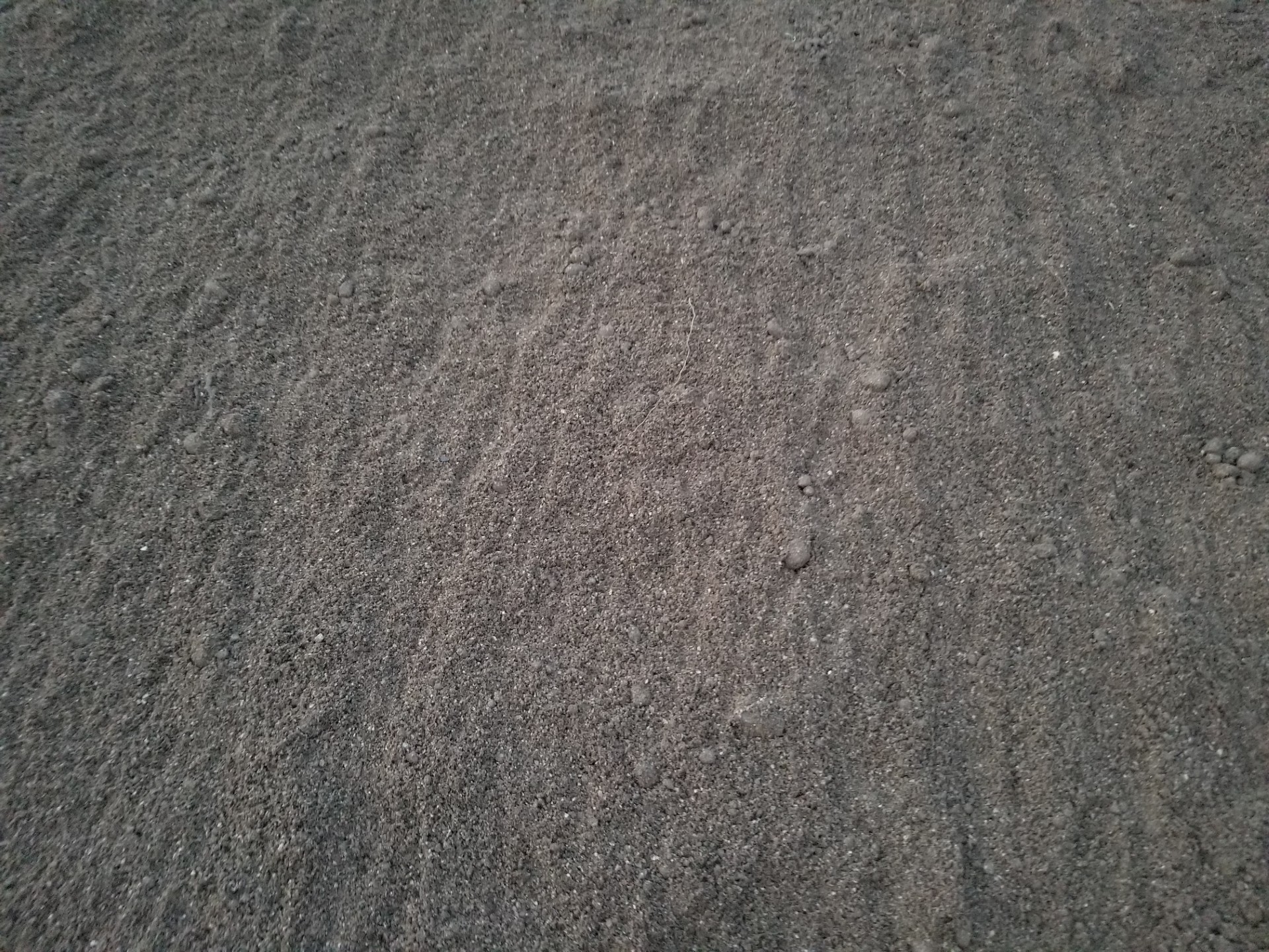 110.300 50/50 Blend Topsoil, Brown, 1 Ton