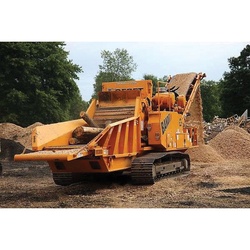 Bandit 3680XP - Track