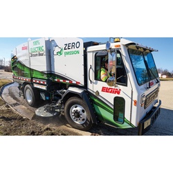 ELGIN&reg; Electric Broom Bear