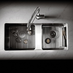 HOME REFINEMENTS BY JULIEN 003213 JUL003213