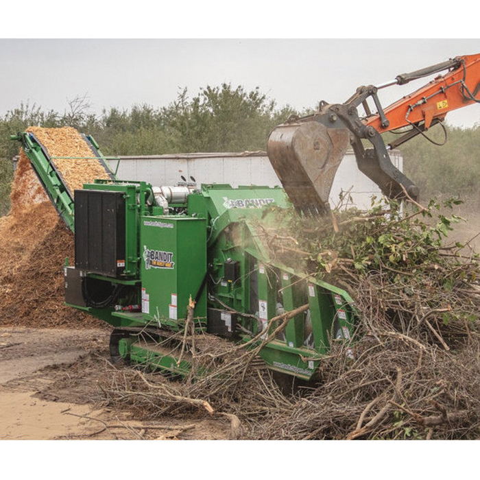 Bandit 4680XP - Track