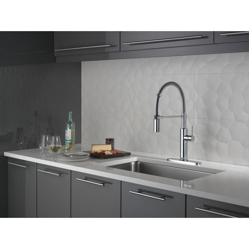 DELTA® Antoni® 18803-DST Kitchen Faucet, Pull-Down, Chrome thumbnail 4