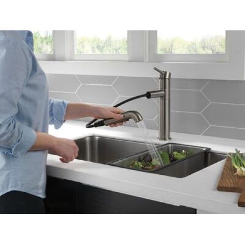DELTA® Trinsic® 4159-KS-DST Kitchen Faucet, Deck, Pull-Out, Black Stainless thumbnail 4