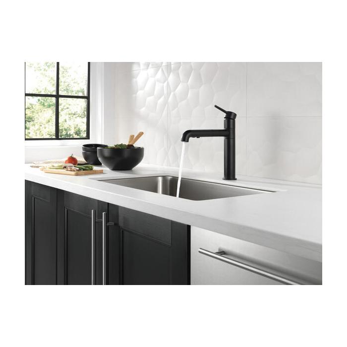 DELTA® Trinsic® 4159-BL-DST Kitchen Faucet, Deck, Pull-Out, Matte Black thumbnail 4