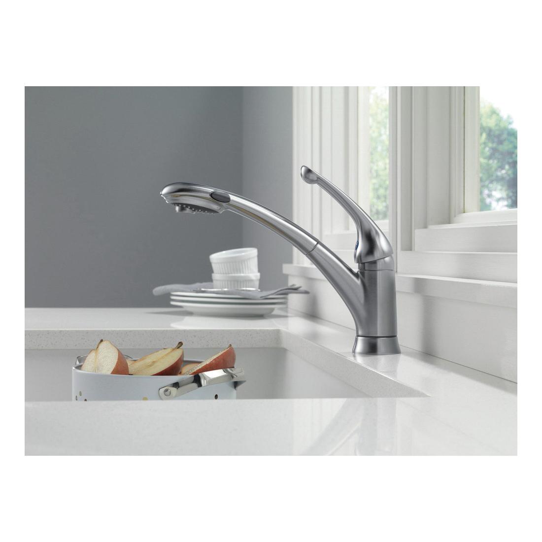 DELTA® Signature® 470-AR-DST Kitchen Faucet, Deck, Pull-Out, Arctic Stainless