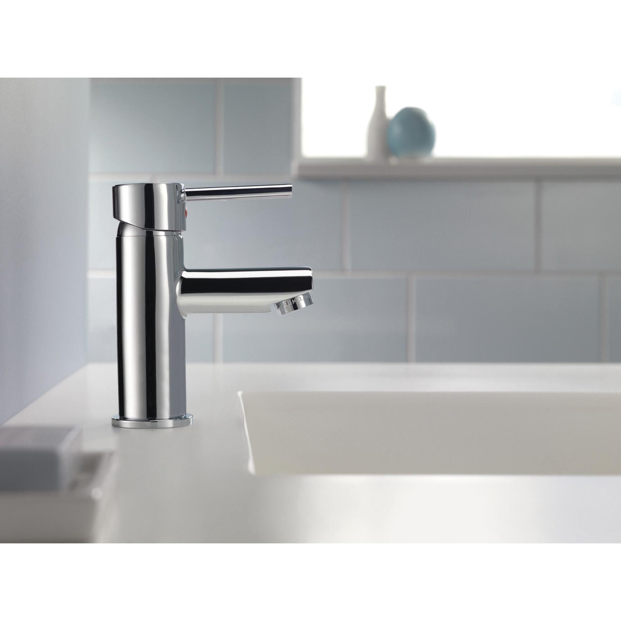 DELTA® Modern™ 559LF-GPM-PP Bathroom Sink Faucet, 1-Handle, Deck, Single-Handle, Pop-Up, Chrome