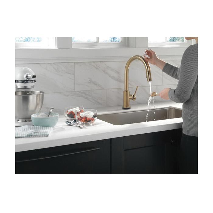 DELTA® Trinsic® 9159T-CZ-DST Kitchen Faucet, Deck, Pull-Down, Champagne Bronze thumbnail 4