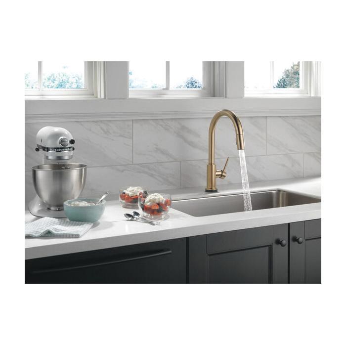 DELTA® Trinsic® 9159T-CZ-DST Kitchen Faucet, Deck, Pull-Down, Champagne Bronze thumbnail 2