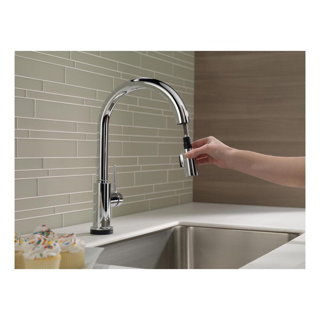 DELTA® Trinsic® 9159T-DST Kitchen Faucet, Deck, Pull-Out, Chrome thumbnail 4