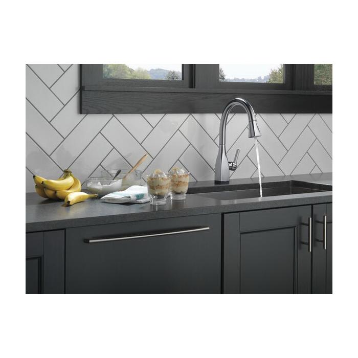 DELTA® Mateo® 9183T-AR-DST Kitchen Faucet, Deck, Pull-Down, Arctic Stainless