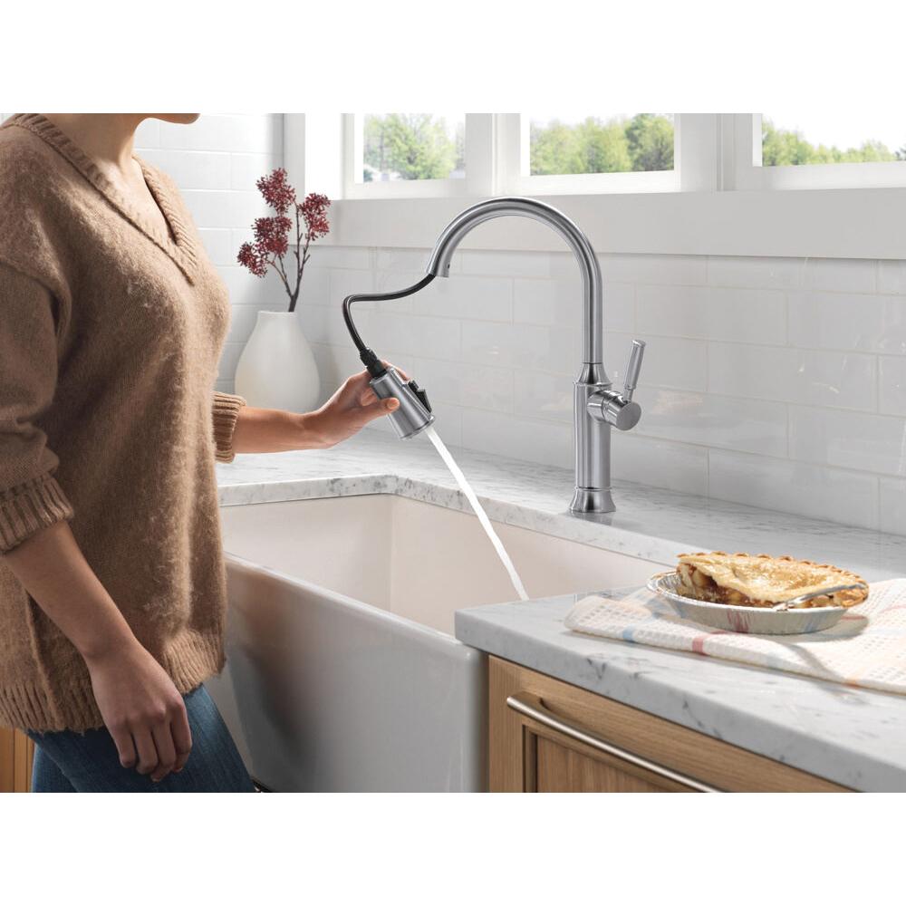 DELTA® Renaldi™ 9184-AR-PR-DST Kitchen Faucet, Pull-Down, Lumicoat® Arctic Stainless thumbnail 3