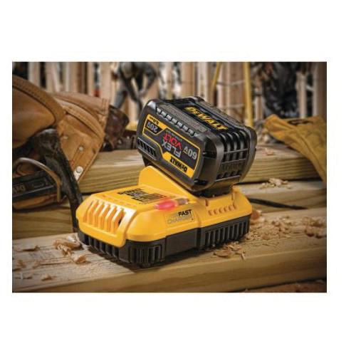 DeWALT® DCB118 Fan Cooled Fast Charger, 120 VAC, 8 Ah Battery Capacity, 20/60 VDC Battery, 1-Port