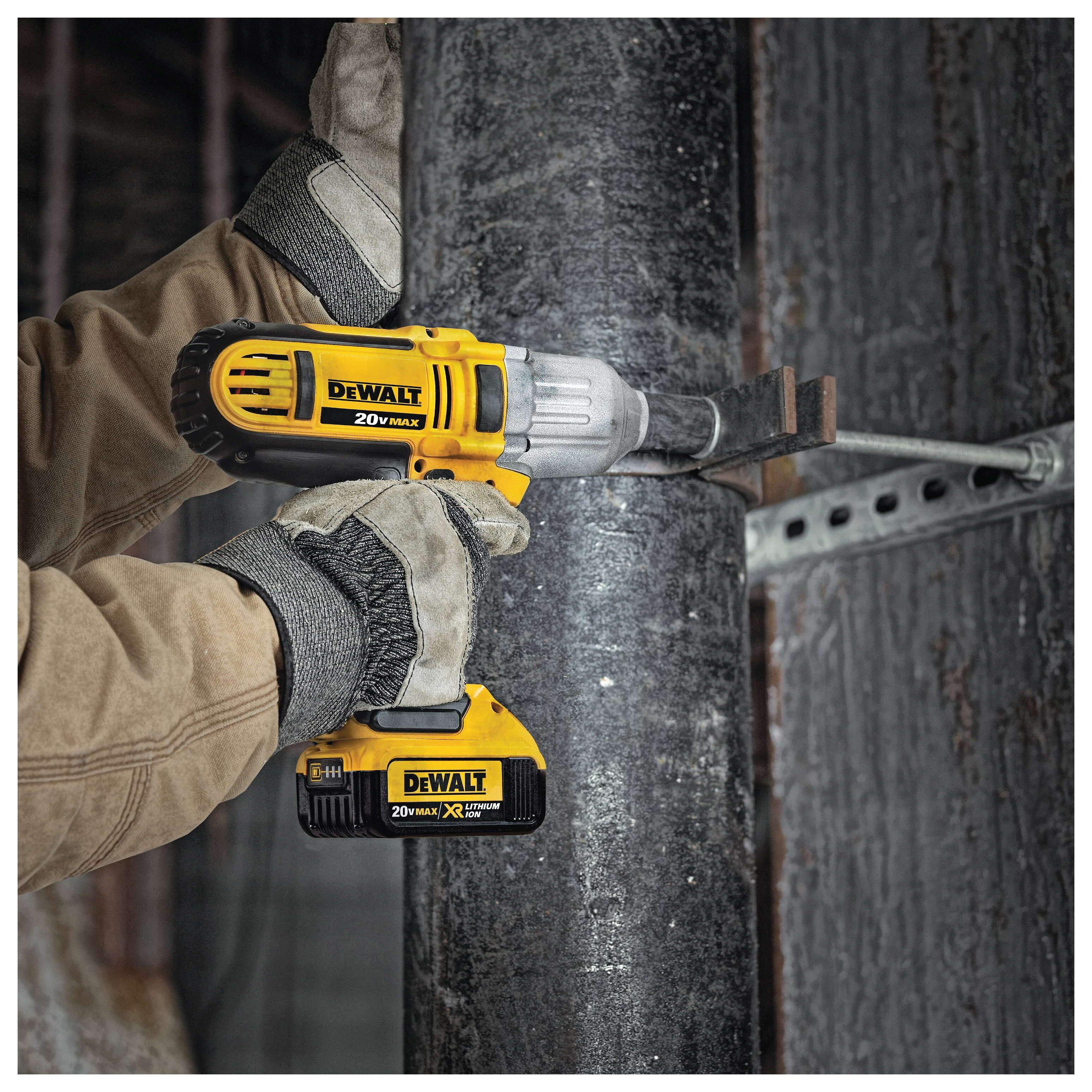 DeWALT® DCF889M2 1048675
